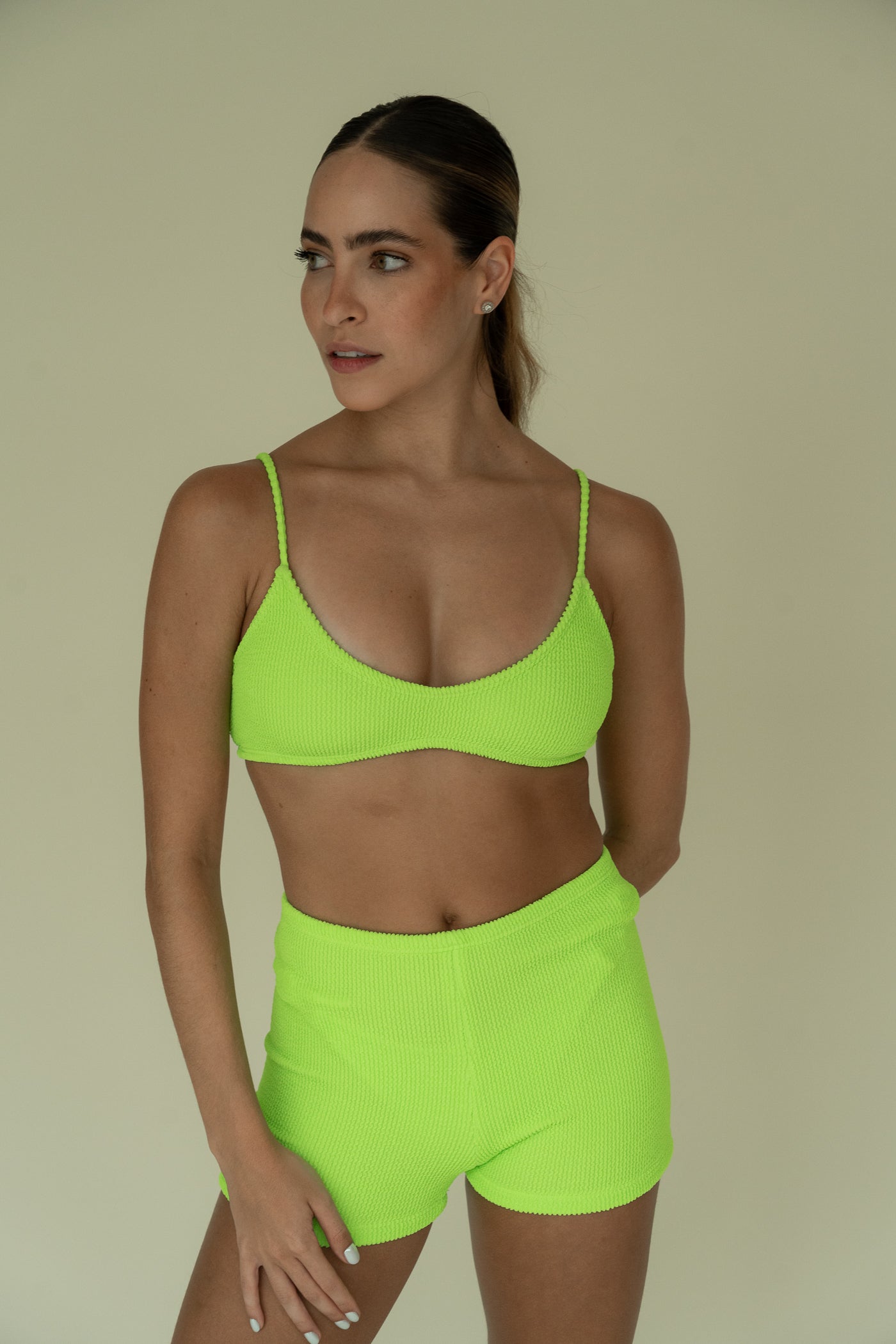 Crinkle Shorts in Neon Green