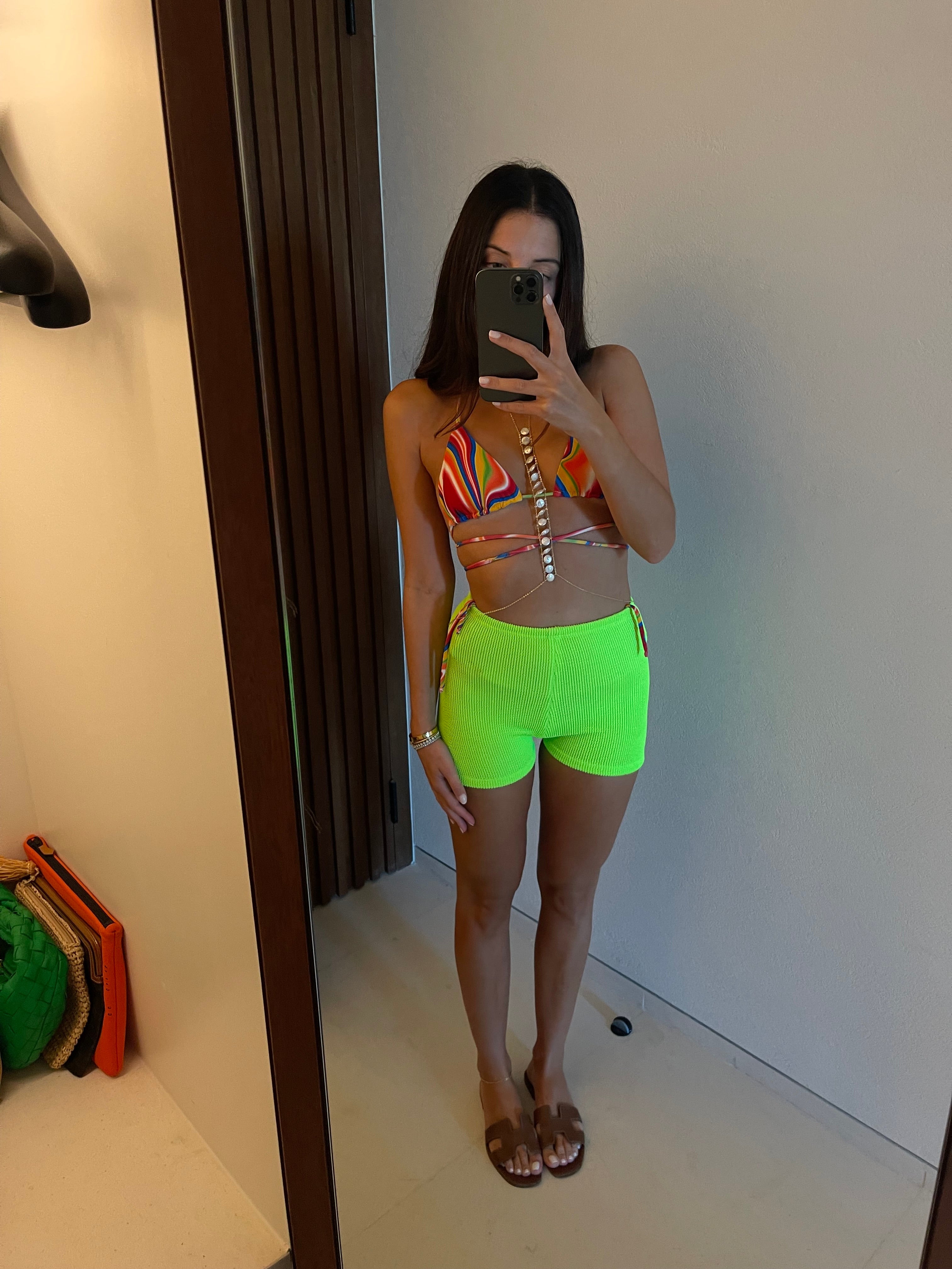 Crinkle Shorts in Neon Green